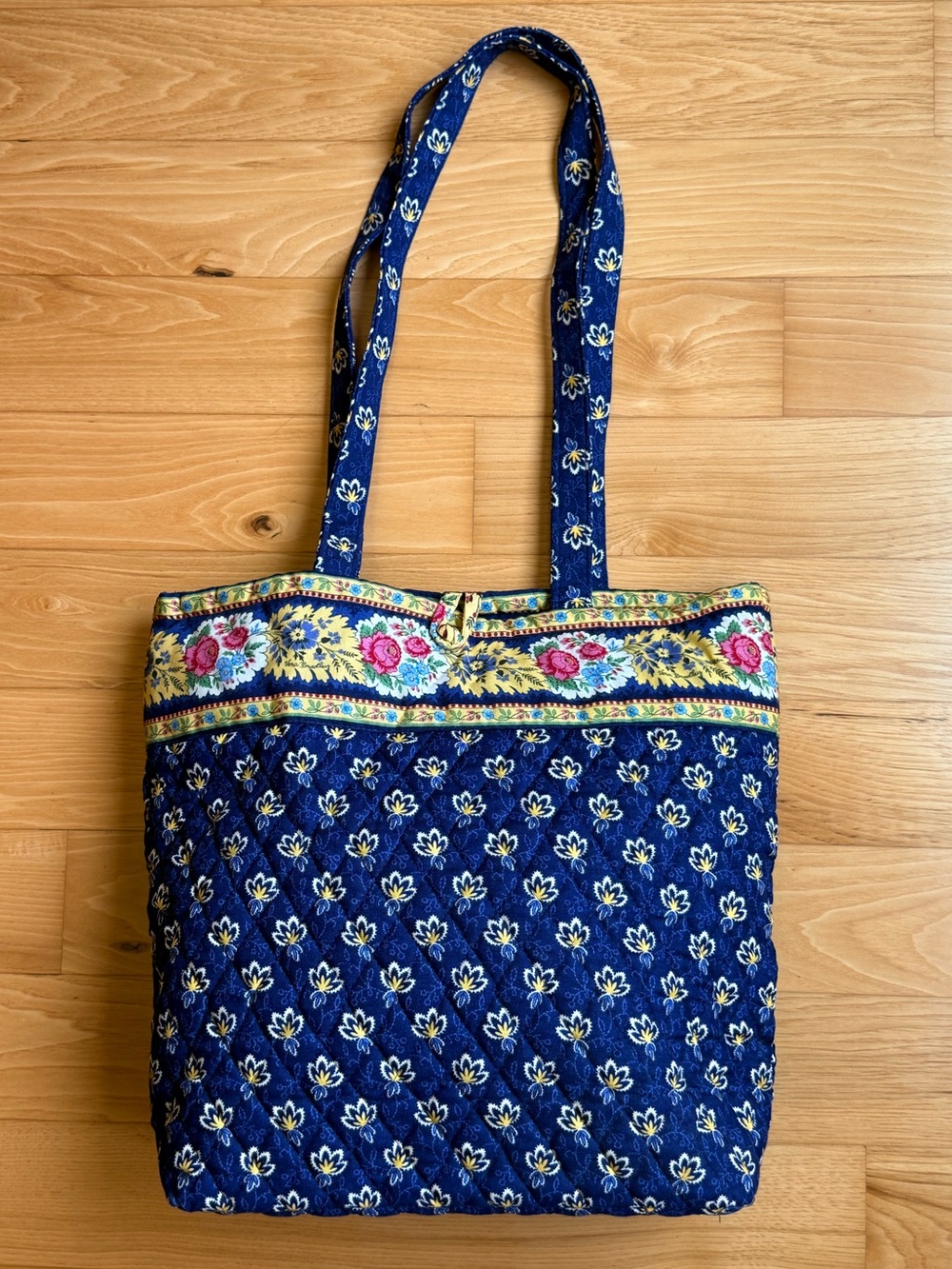 Vera Bradley Y2K Maison Blue quilted floral tote bag